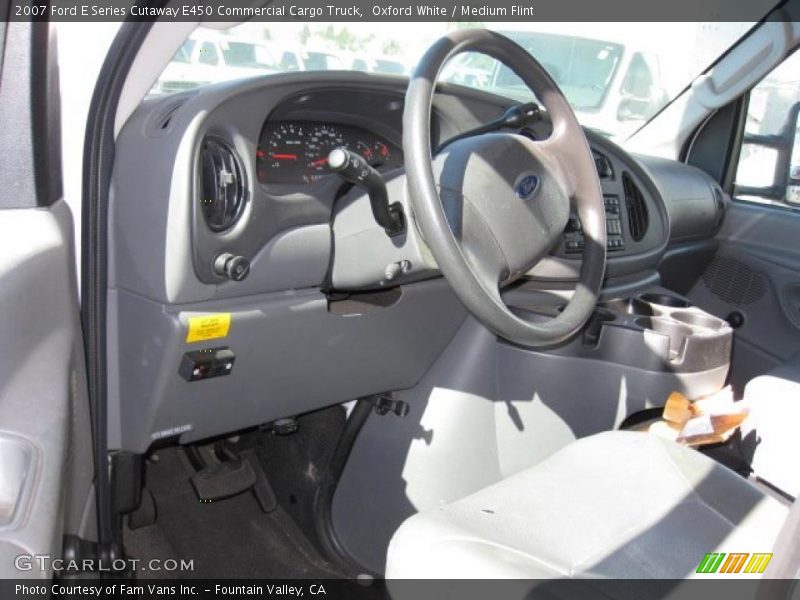 Oxford White / Medium Flint 2007 Ford E Series Cutaway E450 Commercial Cargo Truck