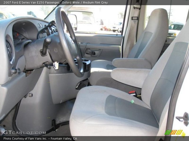 Oxford White / Medium Flint Grey 2007 Ford E Series Van E150 Passenger
