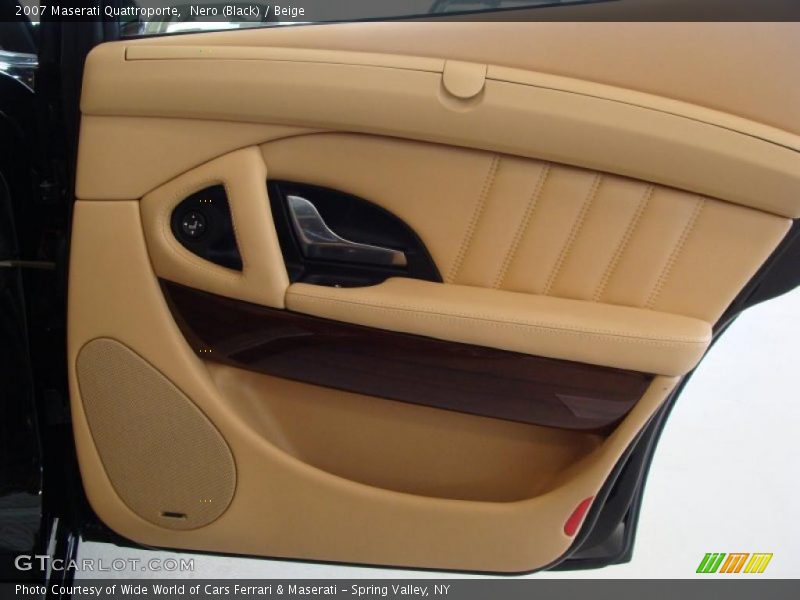 Door Panel of 2007 Quattroporte 