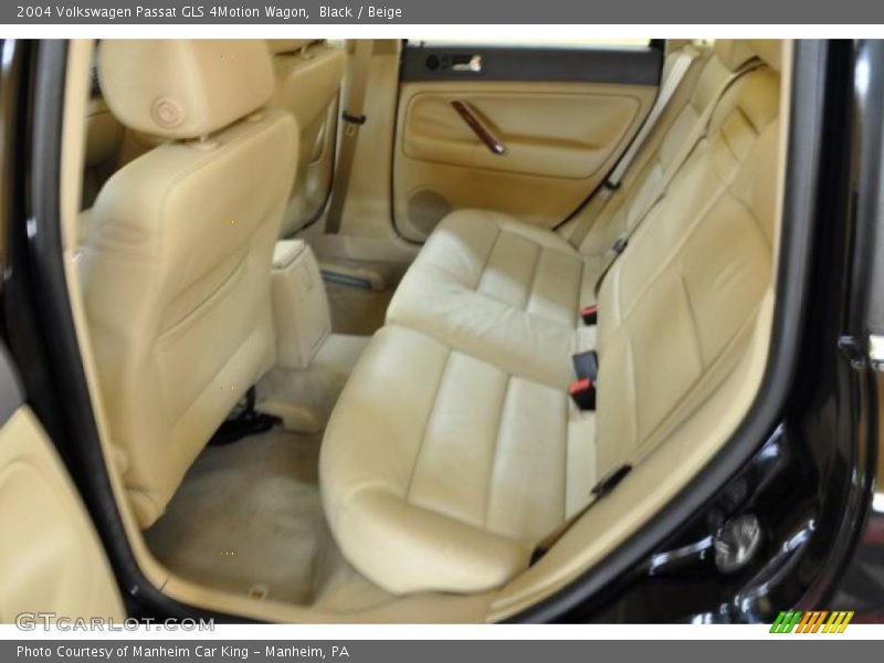 Black / Beige 2004 Volkswagen Passat GLS 4Motion Wagon