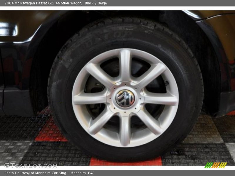 Black / Beige 2004 Volkswagen Passat GLS 4Motion Wagon