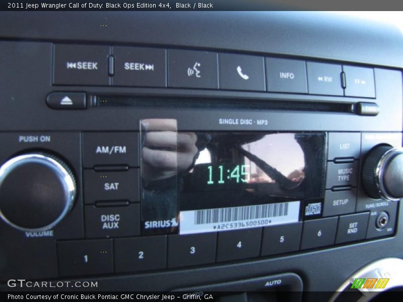 Controls of 2011 Wrangler Call of Duty: Black Ops Edition 4x4