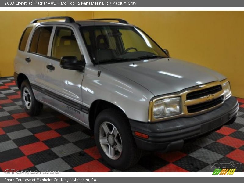 Silverleaf Metallic / Medium Gray 2003 Chevrolet Tracker 4WD Hard Top