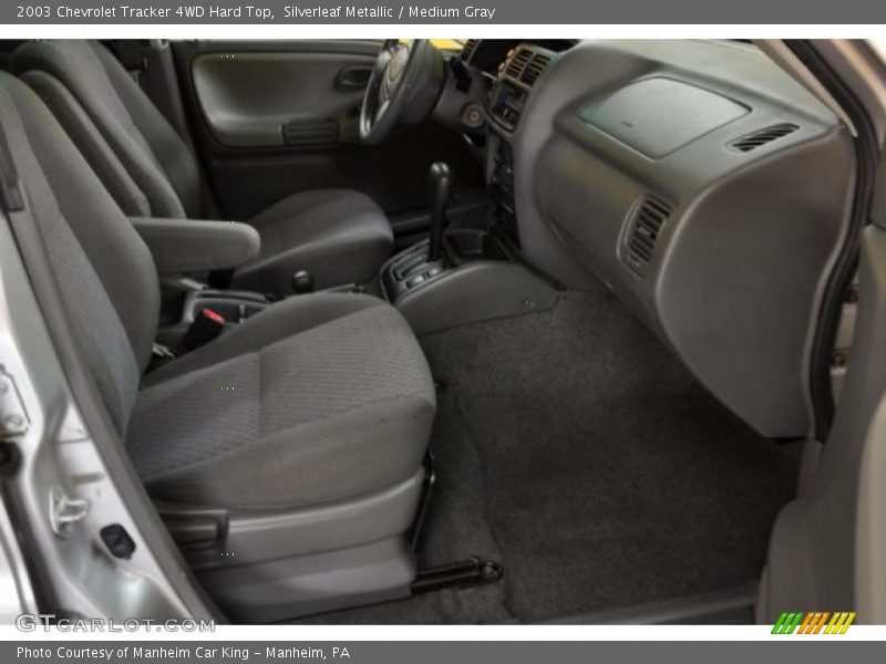 Silverleaf Metallic / Medium Gray 2003 Chevrolet Tracker 4WD Hard Top