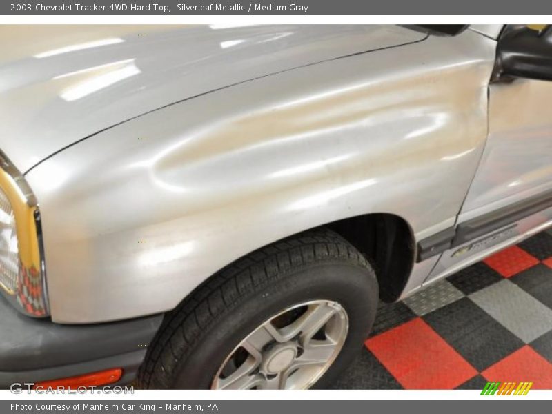 Silverleaf Metallic / Medium Gray 2003 Chevrolet Tracker 4WD Hard Top