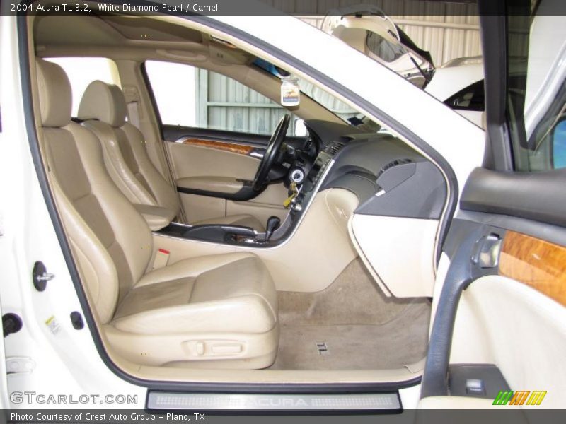 White Diamond Pearl / Camel 2004 Acura TL 3.2