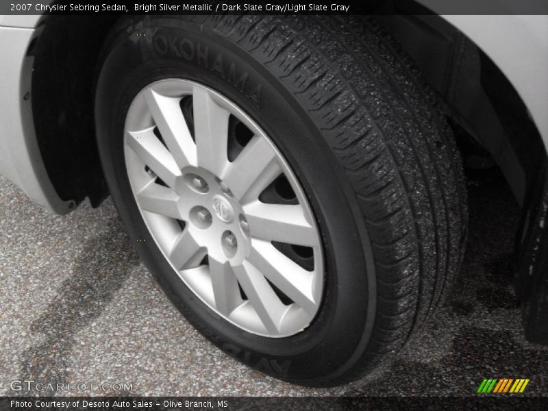 Bright Silver Metallic / Dark Slate Gray/Light Slate Gray 2007 Chrysler Sebring Sedan