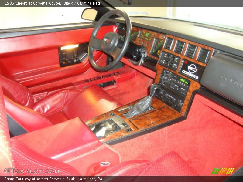 Black / Carmine Red 1985 Chevrolet Corvette Coupe