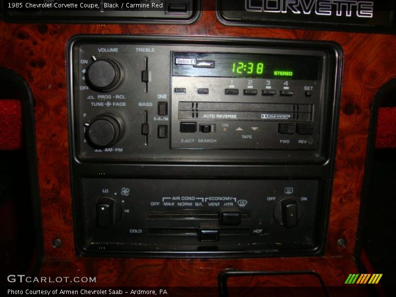 Controls of 1985 Corvette Coupe