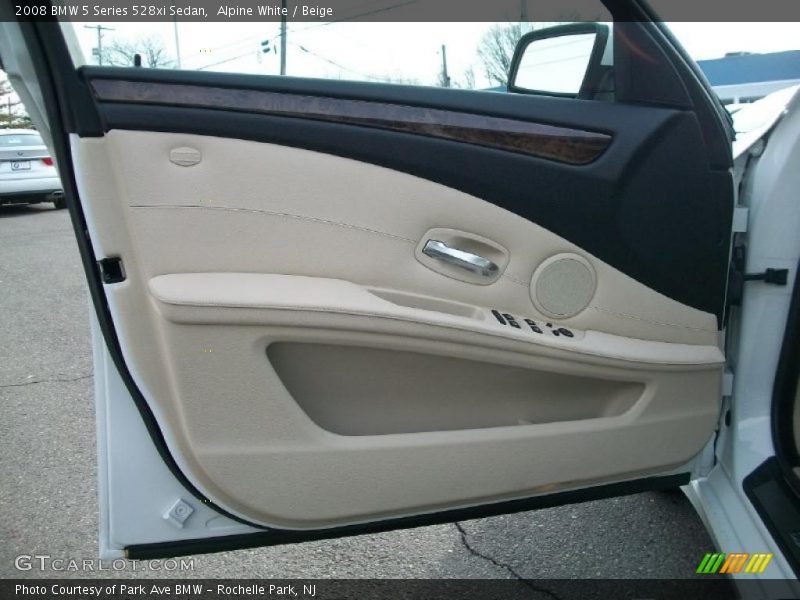 Alpine White / Beige 2008 BMW 5 Series 528xi Sedan