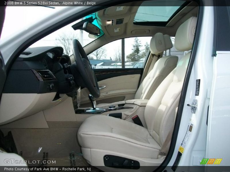 Alpine White / Beige 2008 BMW 5 Series 528xi Sedan