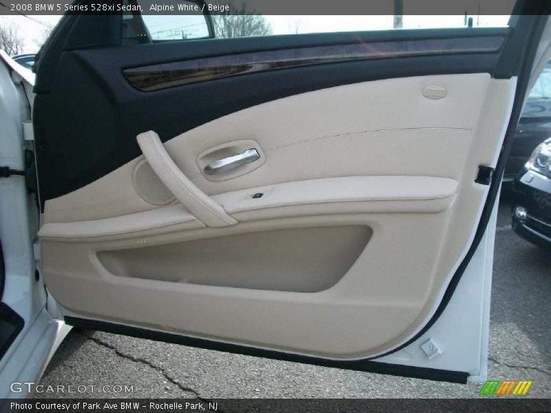 Alpine White / Beige 2008 BMW 5 Series 528xi Sedan