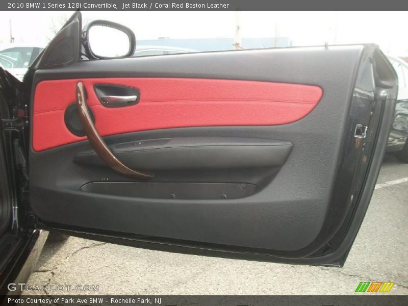 Door Panel of 2010 1 Series 128i Convertible