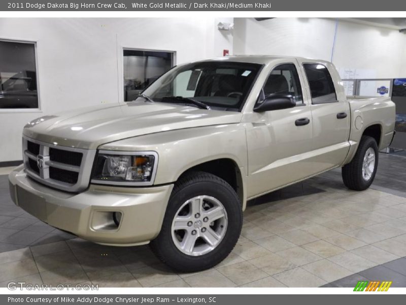 White Gold Metallic / Dark Khaki/Medium Khaki 2011 Dodge Dakota Big Horn Crew Cab
