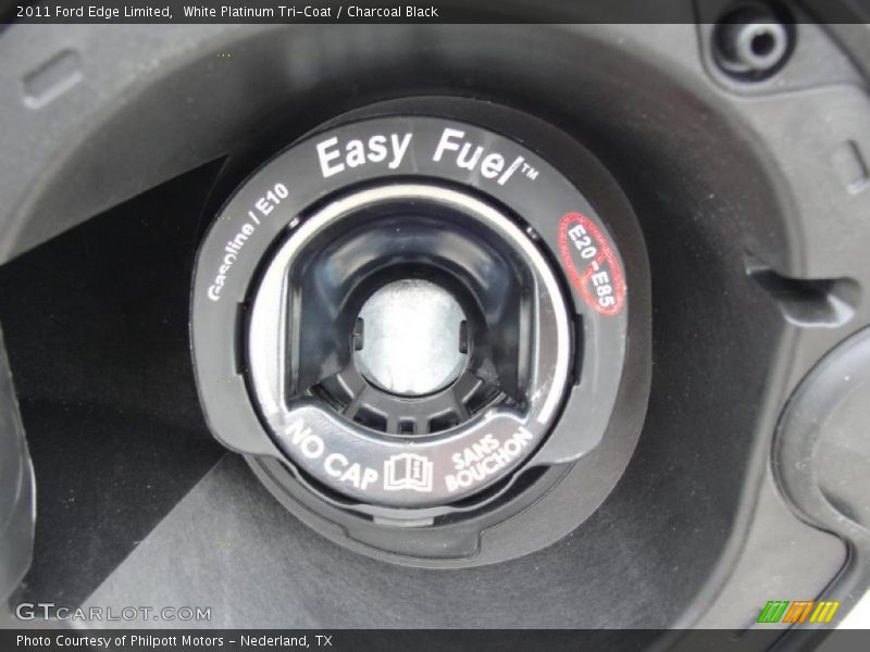 White Platinum Tri-Coat / Charcoal Black 2011 Ford Edge Limited