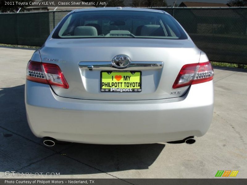 Classic Silver Metallic / Ash 2011 Toyota Camry XLE V6