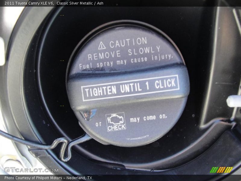 Classic Silver Metallic / Ash 2011 Toyota Camry XLE V6