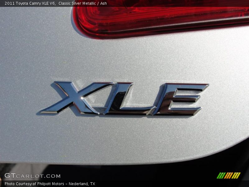  2011 Camry XLE V6 Logo