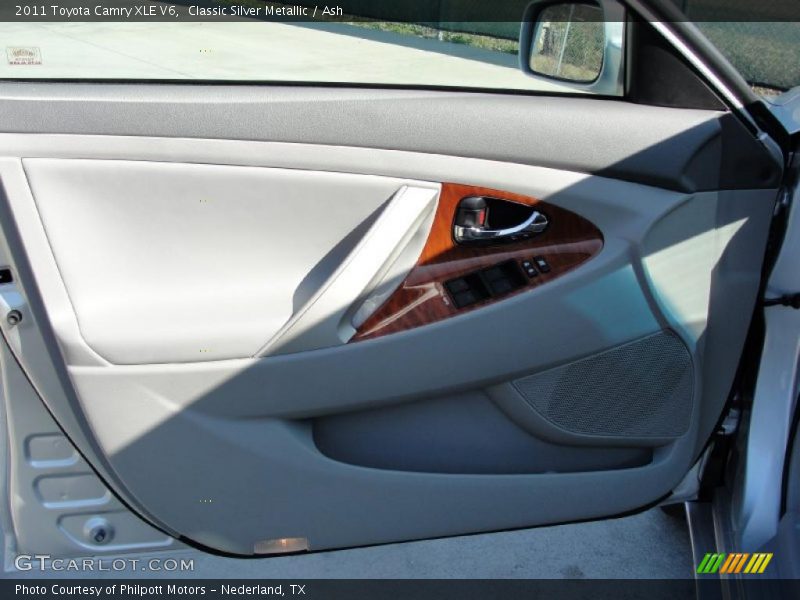 Door Panel of 2011 Camry XLE V6