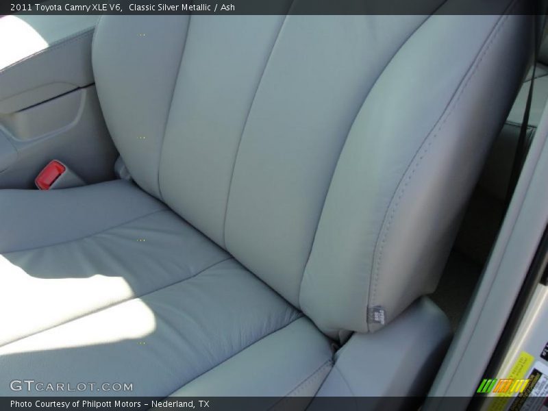 Classic Silver Metallic / Ash 2011 Toyota Camry XLE V6