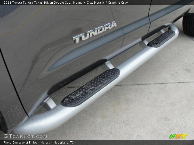 Magnetic Gray Metallic / Graphite Gray 2011 Toyota Tundra Texas Edition Double Cab