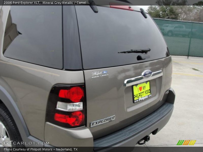 Mineral Grey Metallic / Camel 2006 Ford Explorer XLT