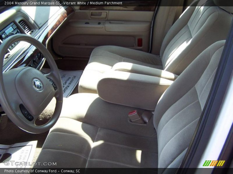 Vibrant White / Medium Parchment 2004 Mercury Grand Marquis GS