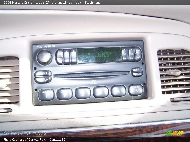 Vibrant White / Medium Parchment 2004 Mercury Grand Marquis GS