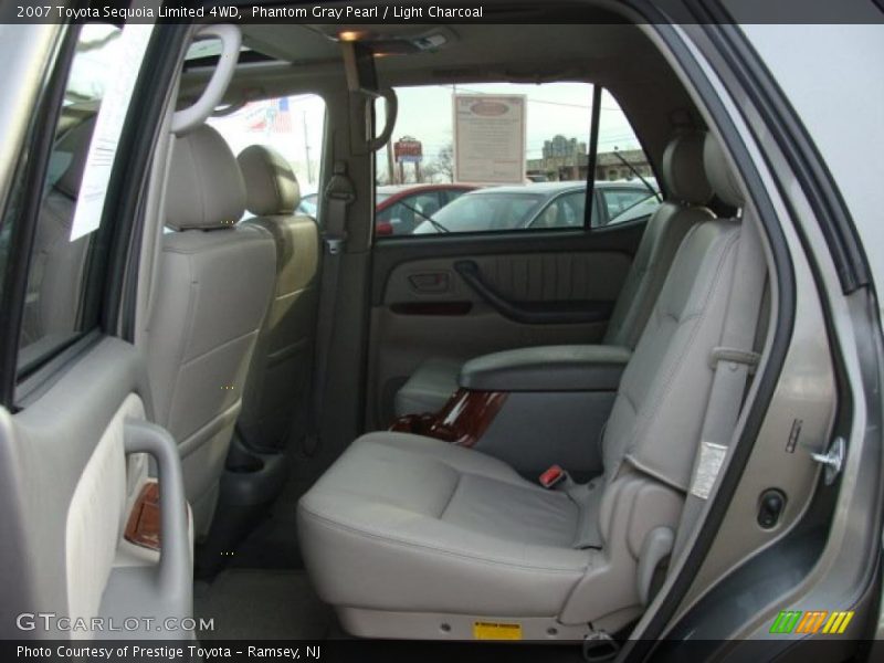 Phantom Gray Pearl / Light Charcoal 2007 Toyota Sequoia Limited 4WD