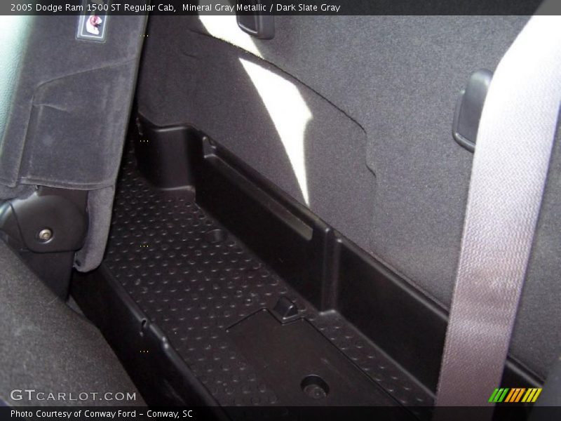 Mineral Gray Metallic / Dark Slate Gray 2005 Dodge Ram 1500 ST Regular Cab