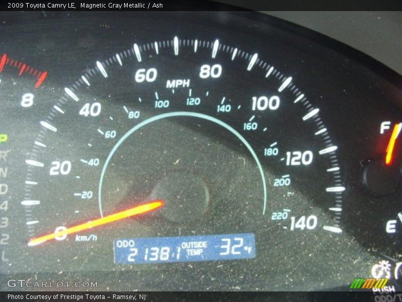 Magnetic Gray Metallic / Ash 2009 Toyota Camry LE
