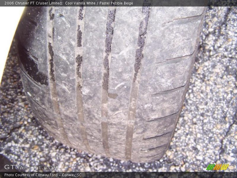 Cool Vanilla White / Pastel Pebble Beige 2006 Chrysler PT Cruiser Limited