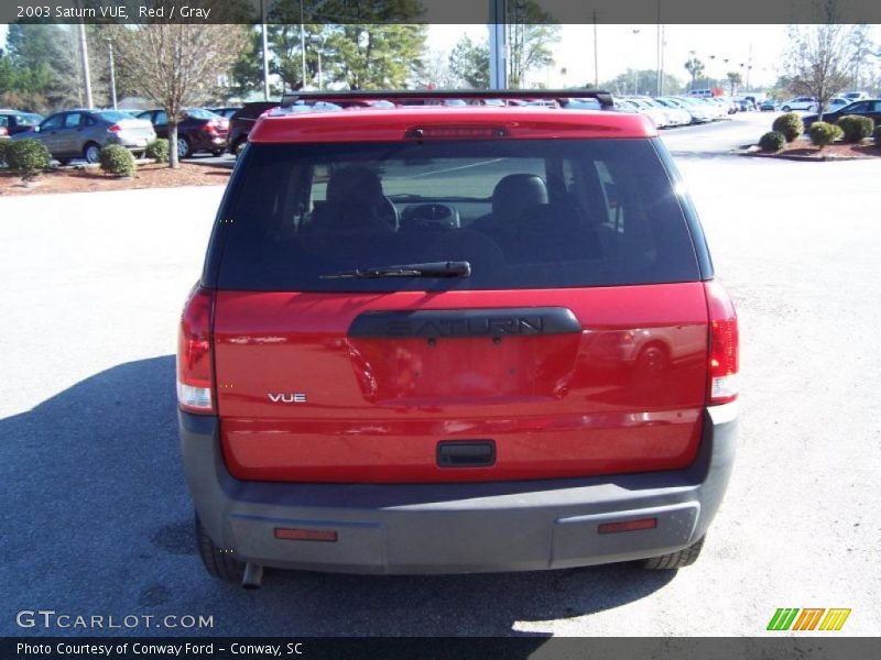 Red / Gray 2003 Saturn VUE