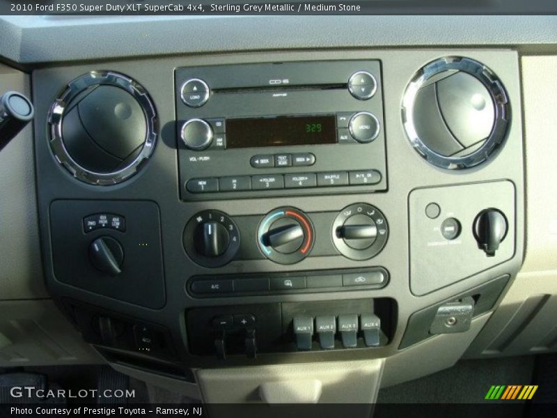 Sterling Grey Metallic / Medium Stone 2010 Ford F350 Super Duty XLT SuperCab 4x4