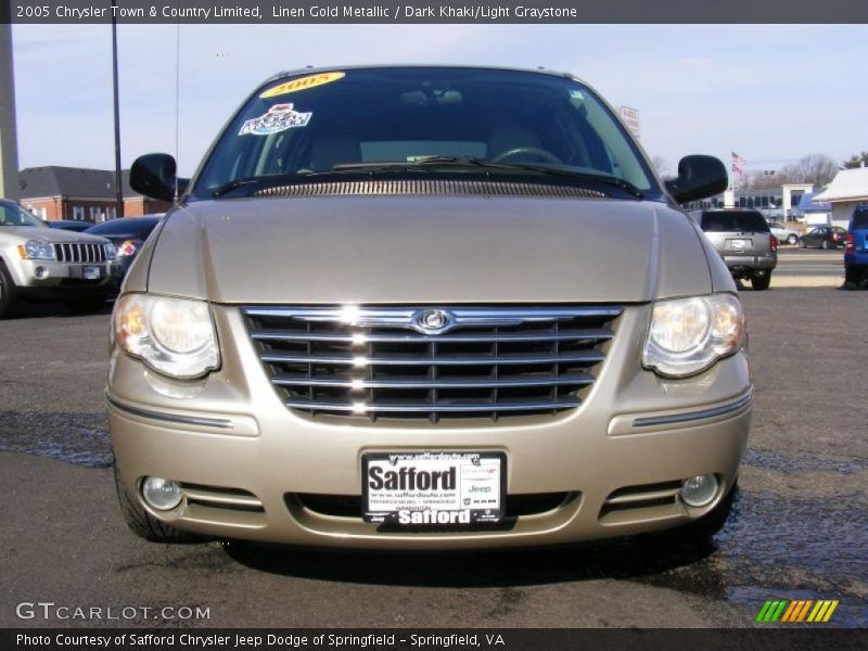 Linen Gold Metallic / Dark Khaki/Light Graystone 2005 Chrysler Town & Country Limited