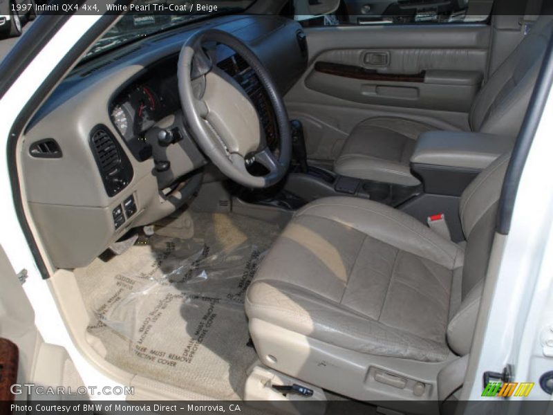 White Pearl Tri-Coat / Beige 1997 Infiniti QX4 4x4