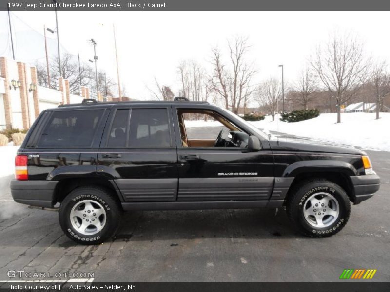  1997 Grand Cherokee Laredo 4x4 Black
