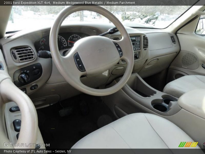 Medium Wedgewood Blue Metallic / Medium Parchment 2001 Ford Expedition XLT 4x4