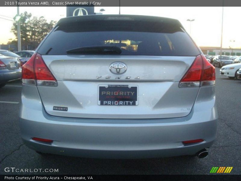 Classic Silver Metallic / Gray 2010 Toyota Venza AWD