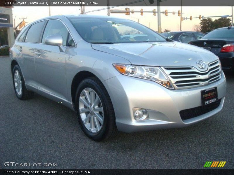 Classic Silver Metallic / Gray 2010 Toyota Venza AWD