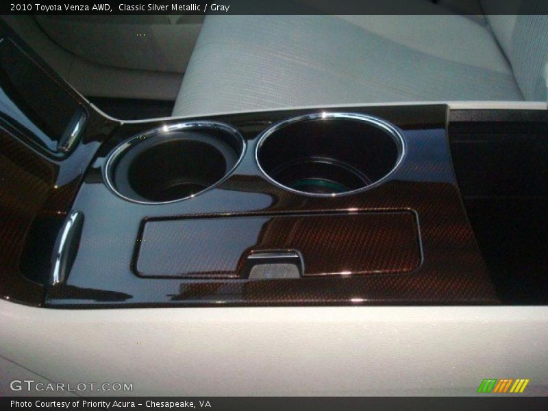 Classic Silver Metallic / Gray 2010 Toyota Venza AWD