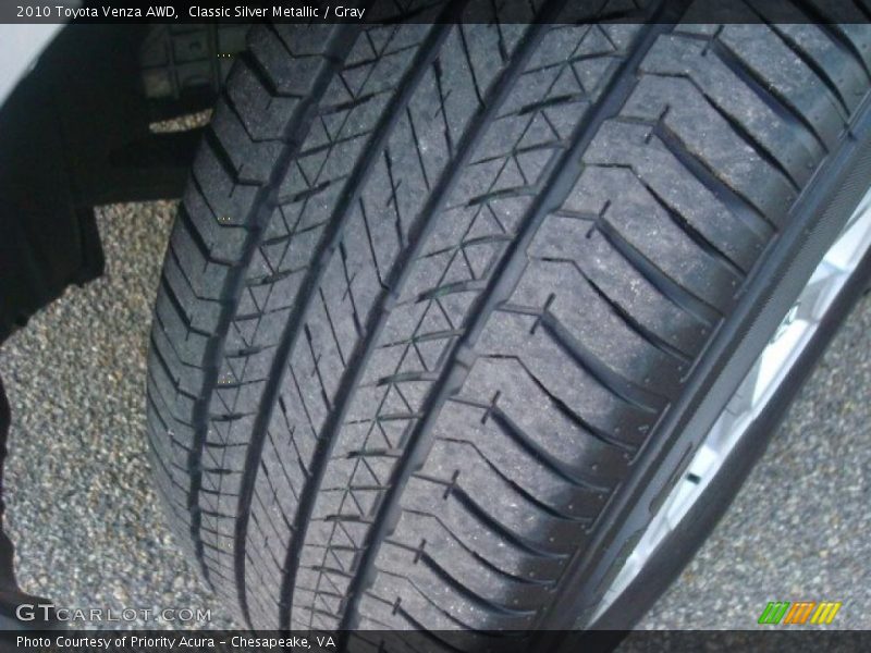 Classic Silver Metallic / Gray 2010 Toyota Venza AWD