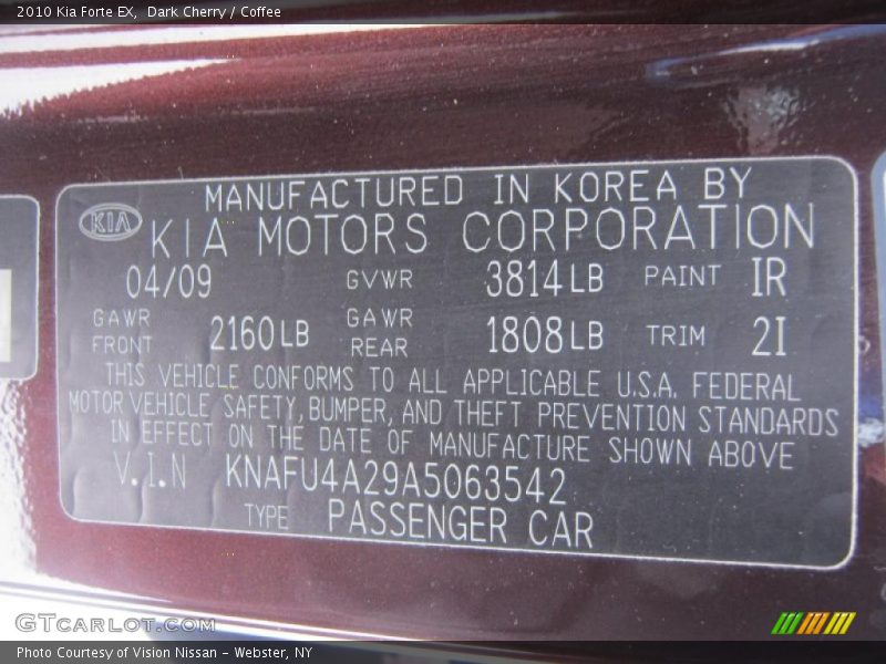 Dark Cherry / Coffee 2010 Kia Forte EX