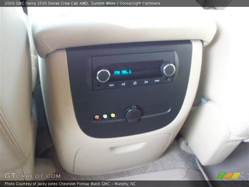 Summit White / Cocoa/Light Cashmere 2009 GMC Sierra 1500 Denali Crew Cab AWD