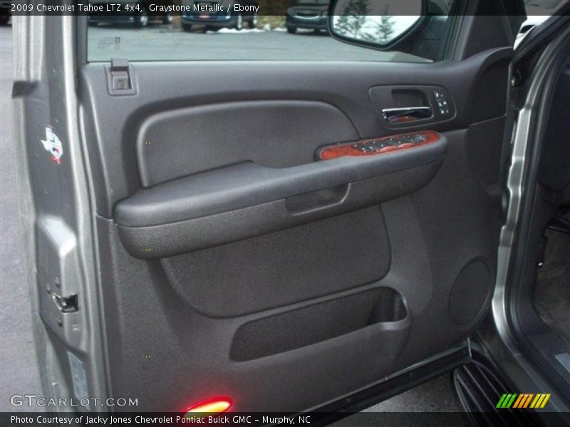 Graystone Metallic / Ebony 2009 Chevrolet Tahoe LTZ 4x4