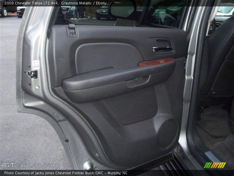 Graystone Metallic / Ebony 2009 Chevrolet Tahoe LTZ 4x4