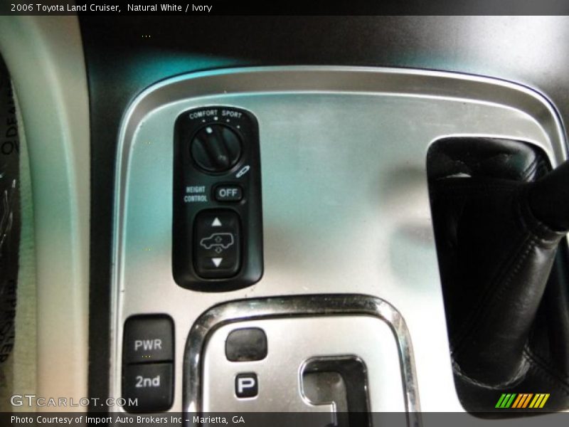 Natural White / Ivory 2006 Toyota Land Cruiser