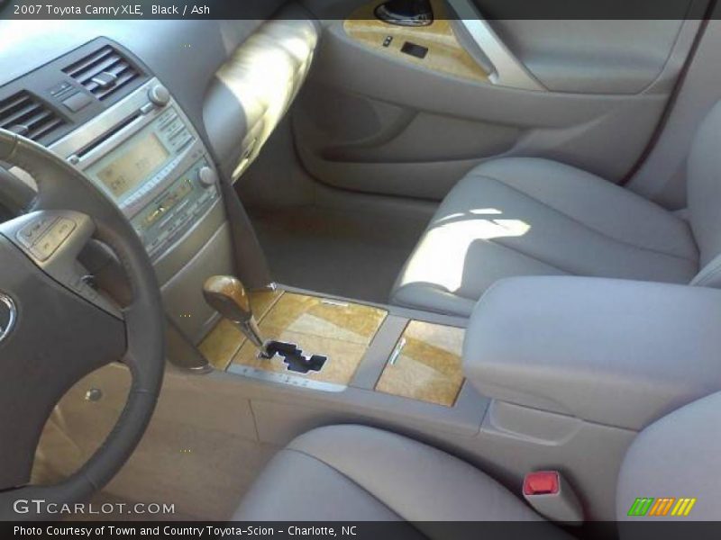Black / Ash 2007 Toyota Camry XLE