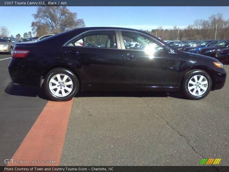 Black / Ash 2007 Toyota Camry XLE