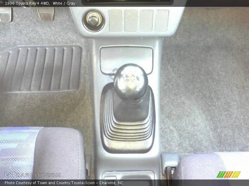 White / Gray 1996 Toyota RAV4 4WD